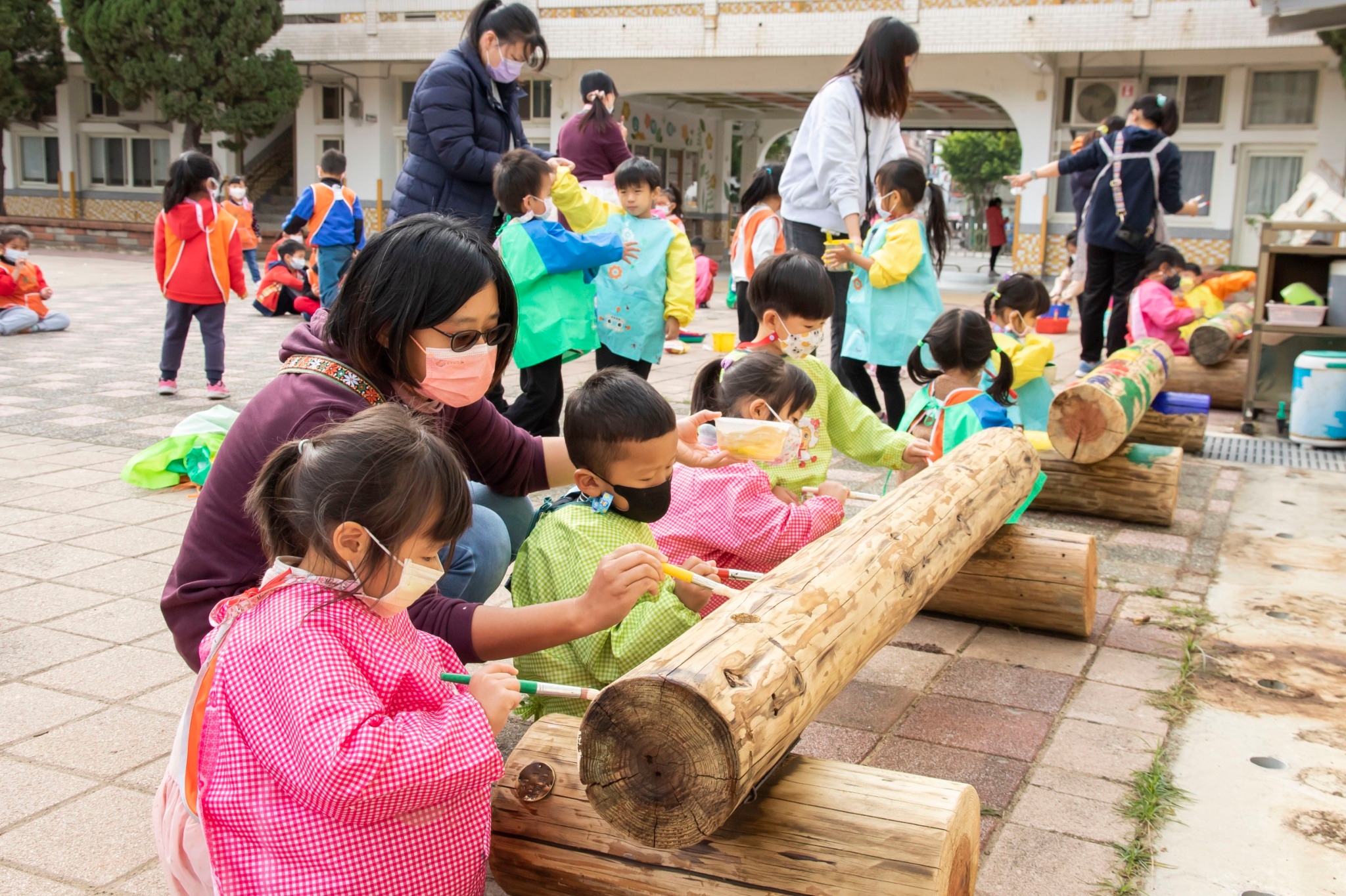 111_0.12.16彩繪電桿椅_221216