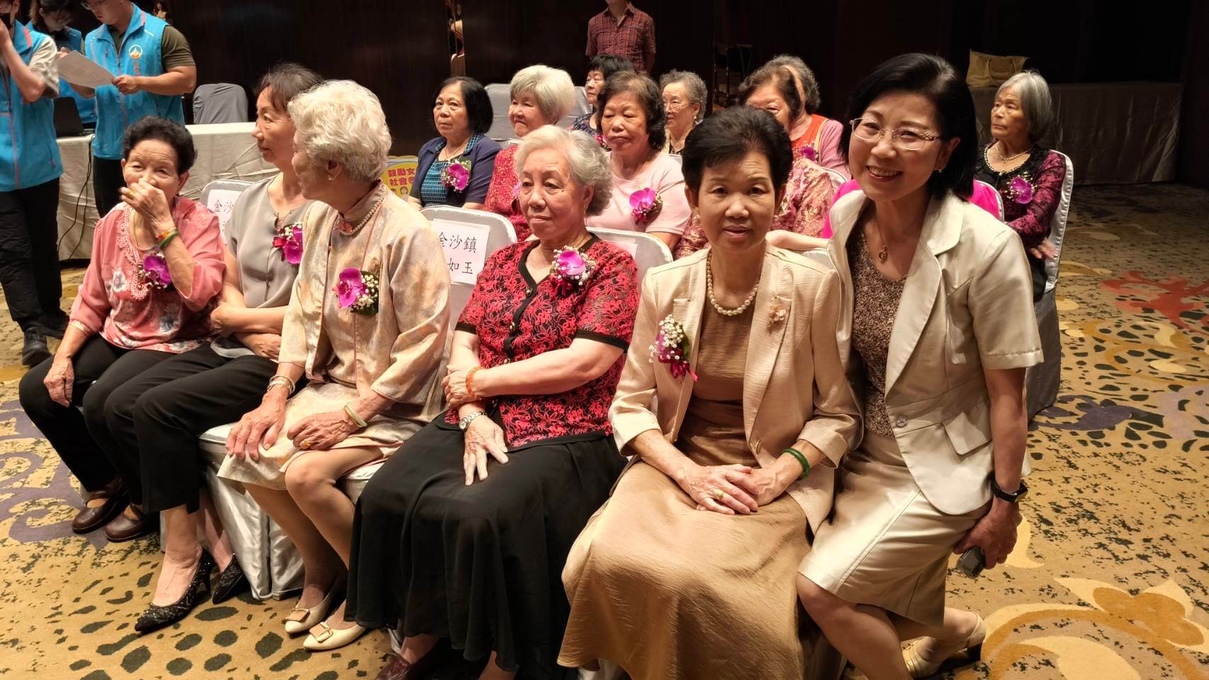 感恩媽咪 金門慶祝母親節表揚15位模範母親 感恩媽咪 金門慶祝母親節表揚15位模範母親