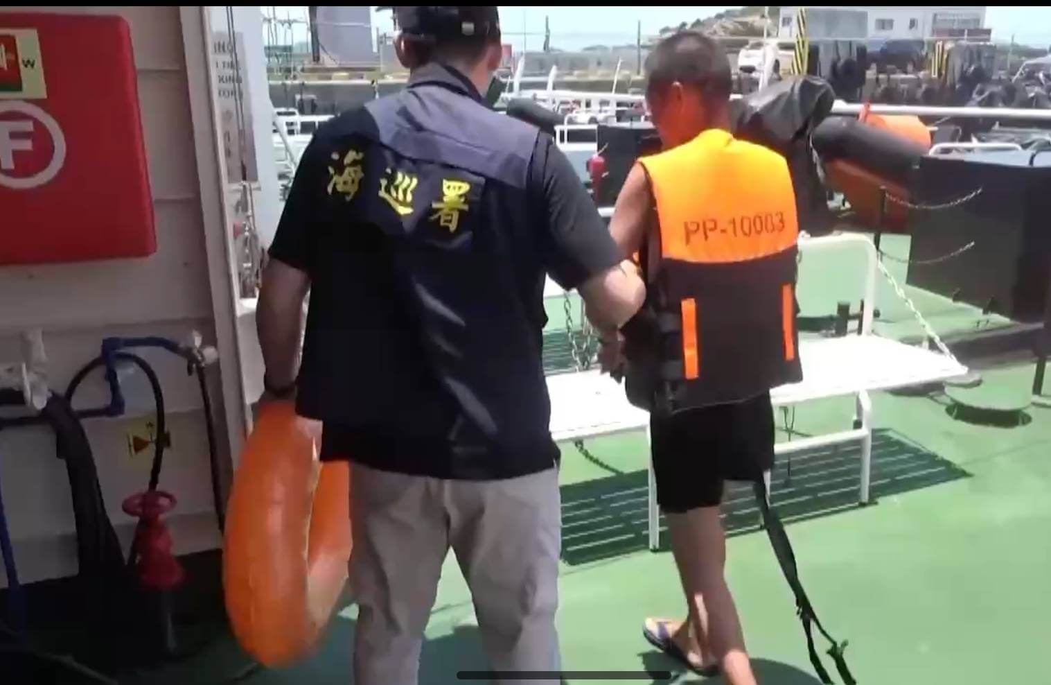 又見偷渡!陸男游4.4公里偷渡大膽金門海巡攔捕 又見偷渡!陸男游4.4公里偷渡大膽金門海巡攔捕