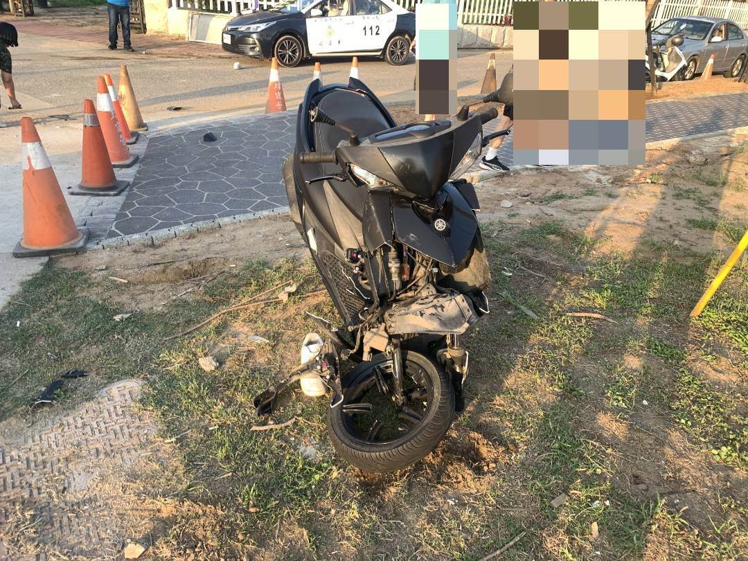 金門阿兵哥產業道路直撞轎車重傷送醫 金門阿兵哥產業道路直撞轎車重傷送醫