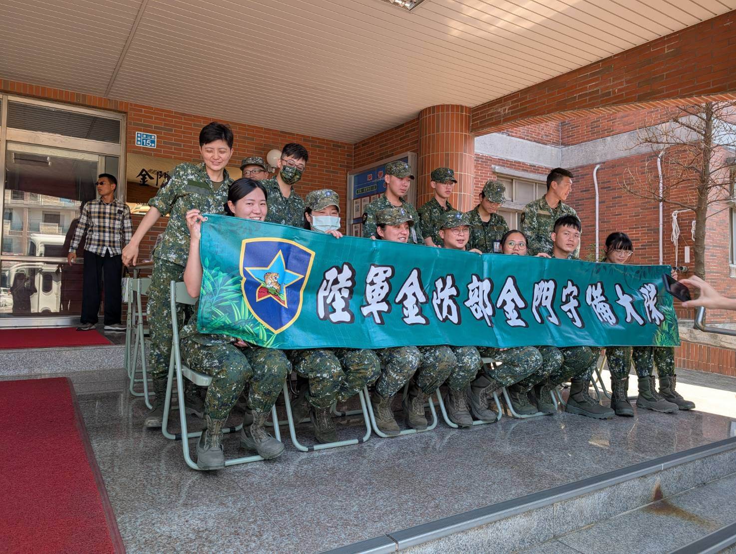 捐血不分你我 金門軍警民捐血 185袋  