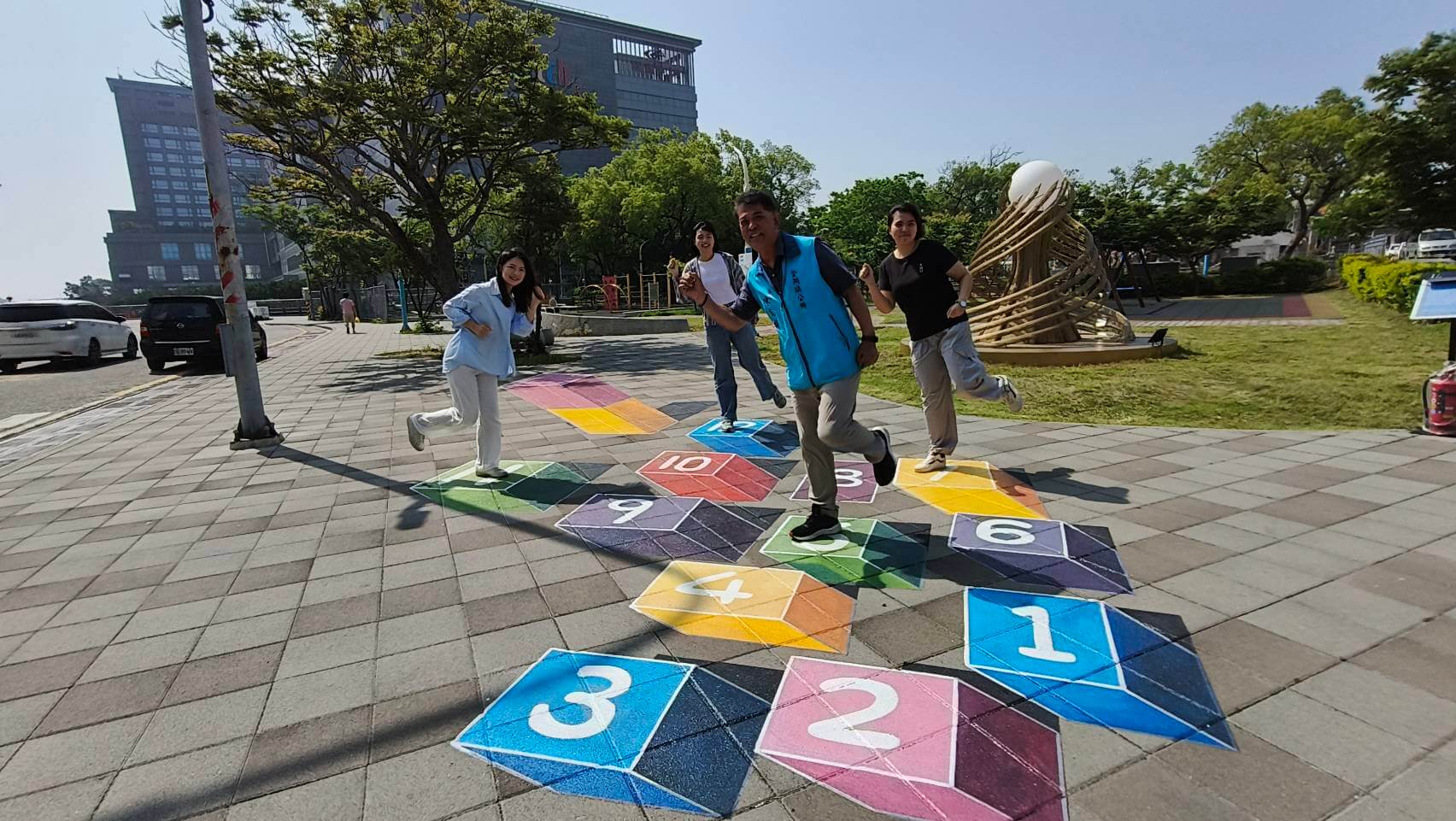迎接51陸客金湖鎮新亮點!3D互動彩繪登場 迎接51陸客金湖鎮新亮點!3D互動彩繪登場