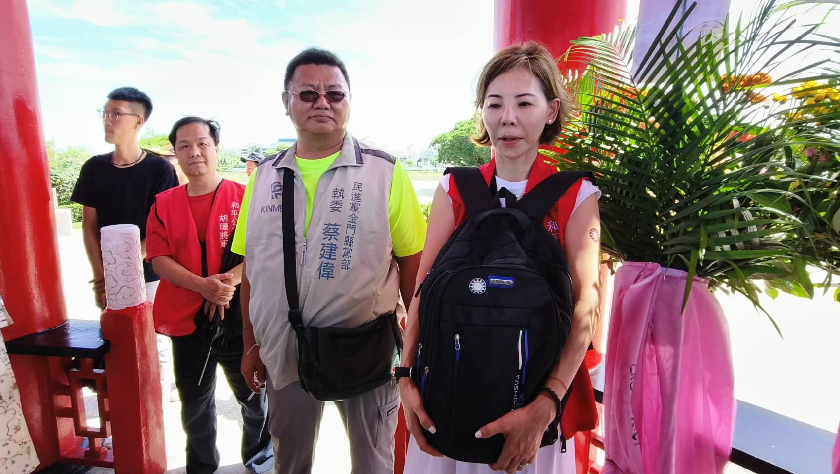 落葉歸根  胡璉孫女 助老兵骨灰返鄉