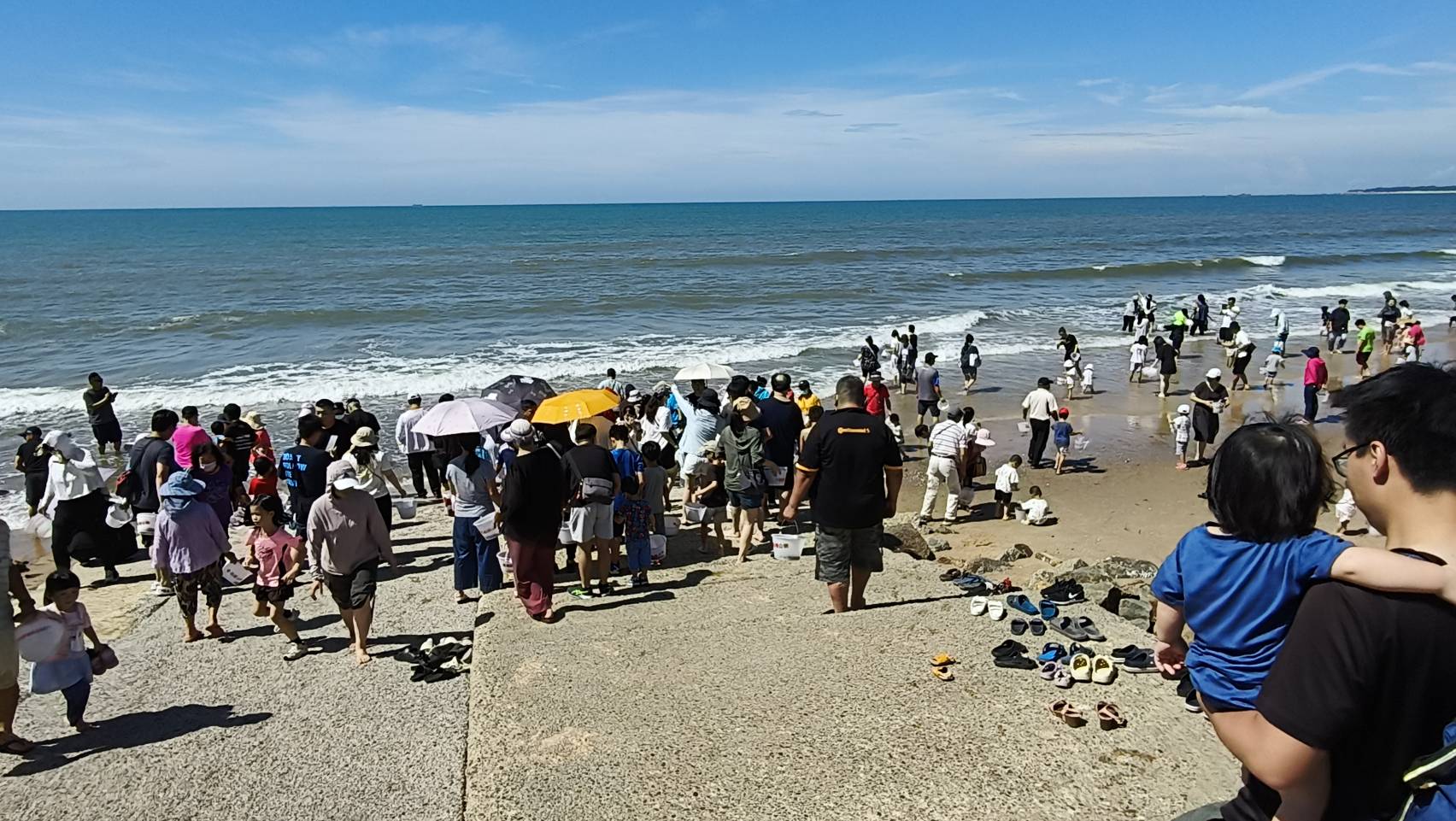 2025金湖花蛤季開跑 千人蛤苗放流暨成功花蛤裝置藝術啟用典禮 2025金湖花蛤季開跑 千人蛤苗放流暨成功花蛤裝置藝術啟用典禮