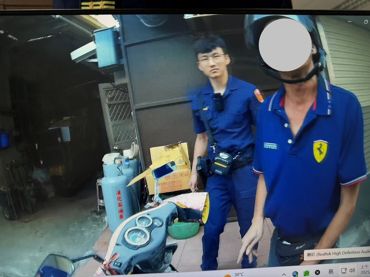 金門湖警執勤盤查 查獲身背10案通緝犯 金門湖警執勤盤查 查獲身背10案通緝犯