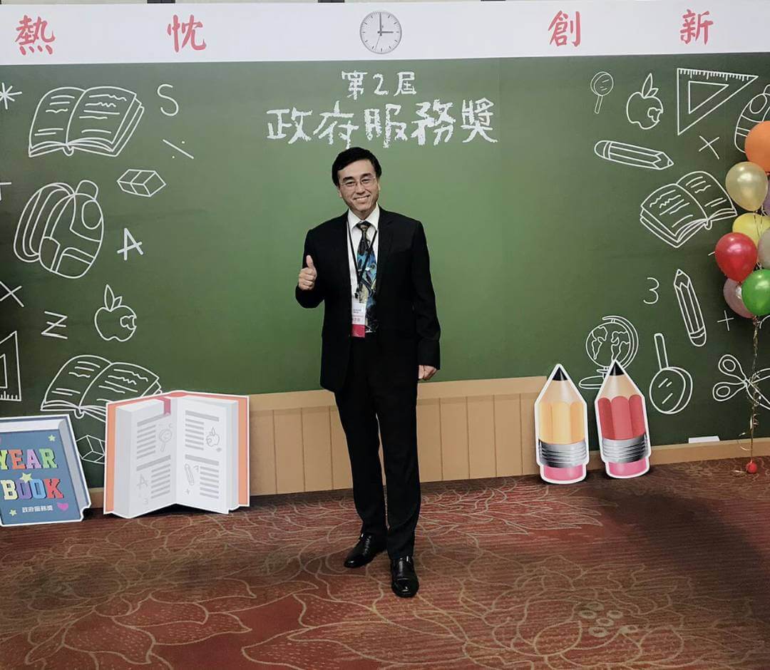金門航空站主任洪念慈榮退 40年奉獻見證金門空運成長 金門航空站主任洪念慈榮退 40年奉獻見證金門空運成長