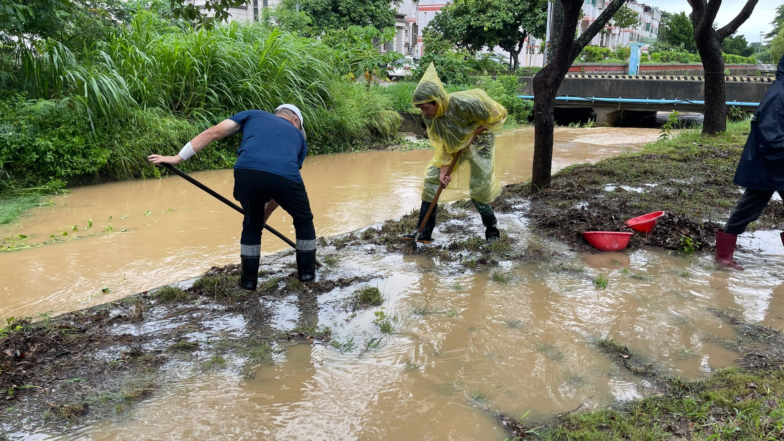 強降雨導致多處積淹水 金門縣政府啟動改善行動 強降雨導致多處積淹水 金門縣政府啟動改善行動
