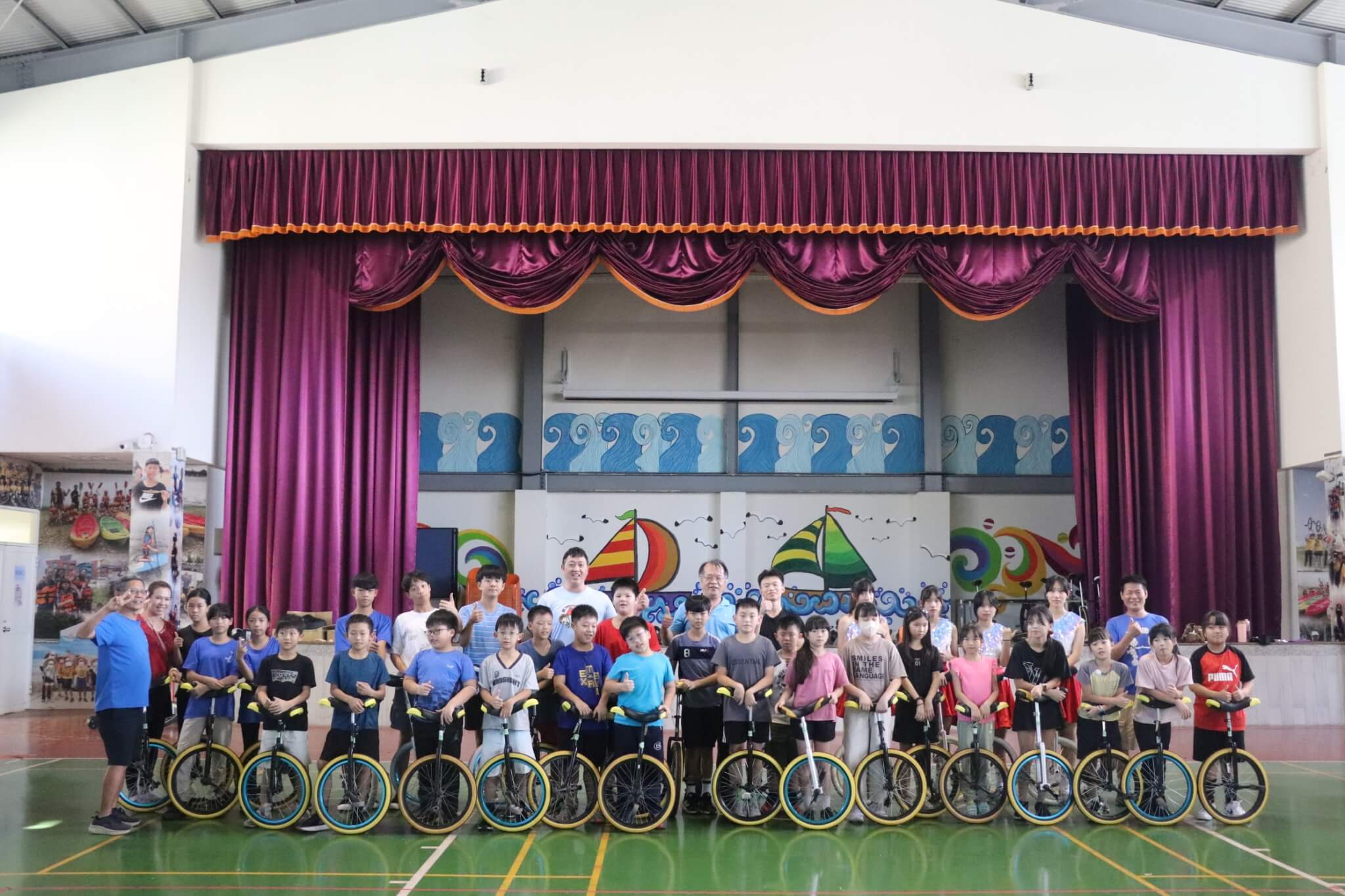 玉鉉工業攜手獨輪車教練團　多年國小舉辦獨輪車訓練營造福學子