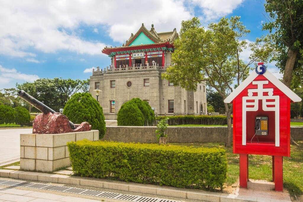 探索金門軍事秘境！「金門秘境時光機」帶你穿越歷史與自然