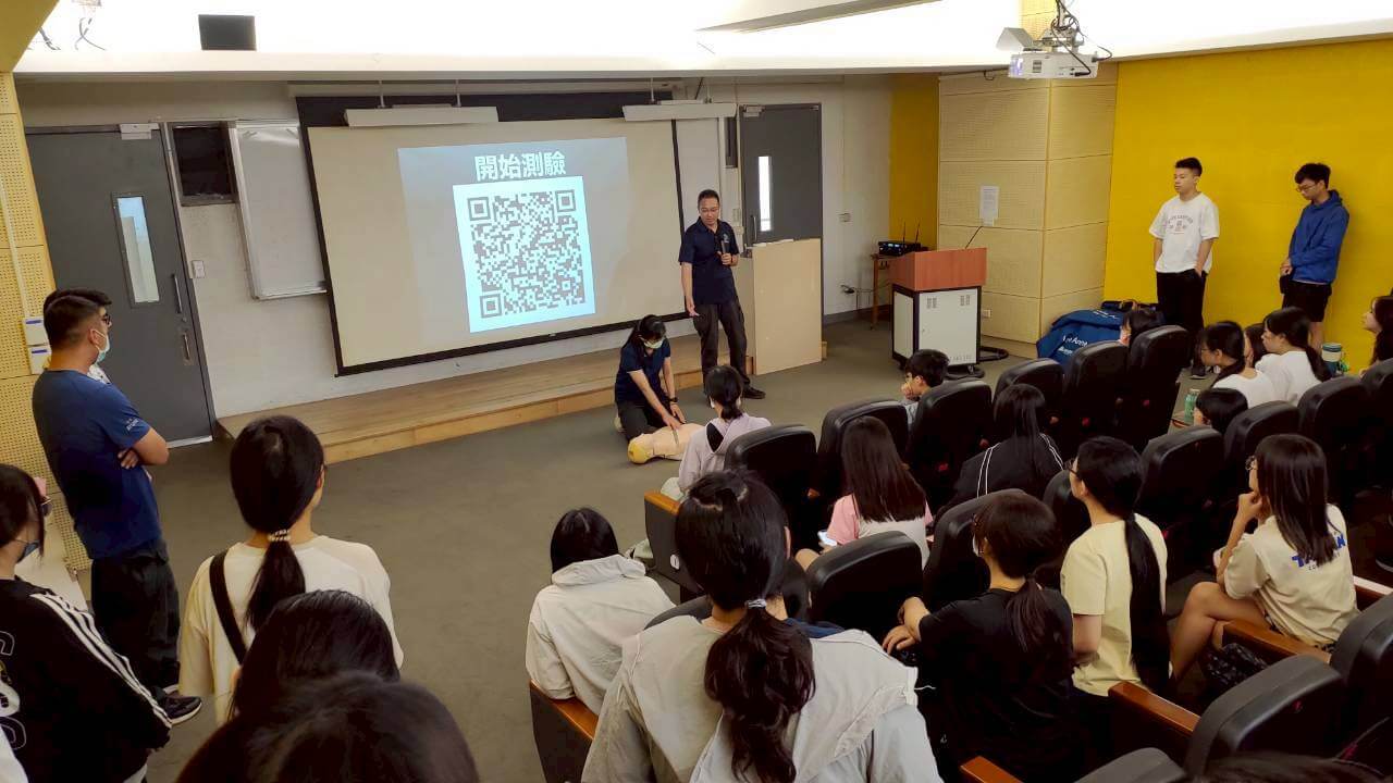 金大攜衛局辦CPR+AED訓練 強化校園與社區急救力 金大攜衛局辦CPR+AED訓練 強化校園與社區急救力
