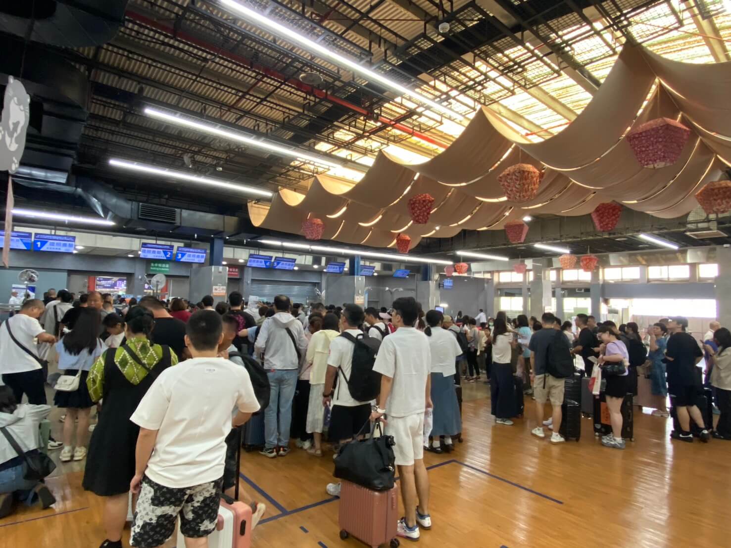 大陸十一長假首日 小三通入金旅客人次勁揚 金門觀光活絡展現強勁動能