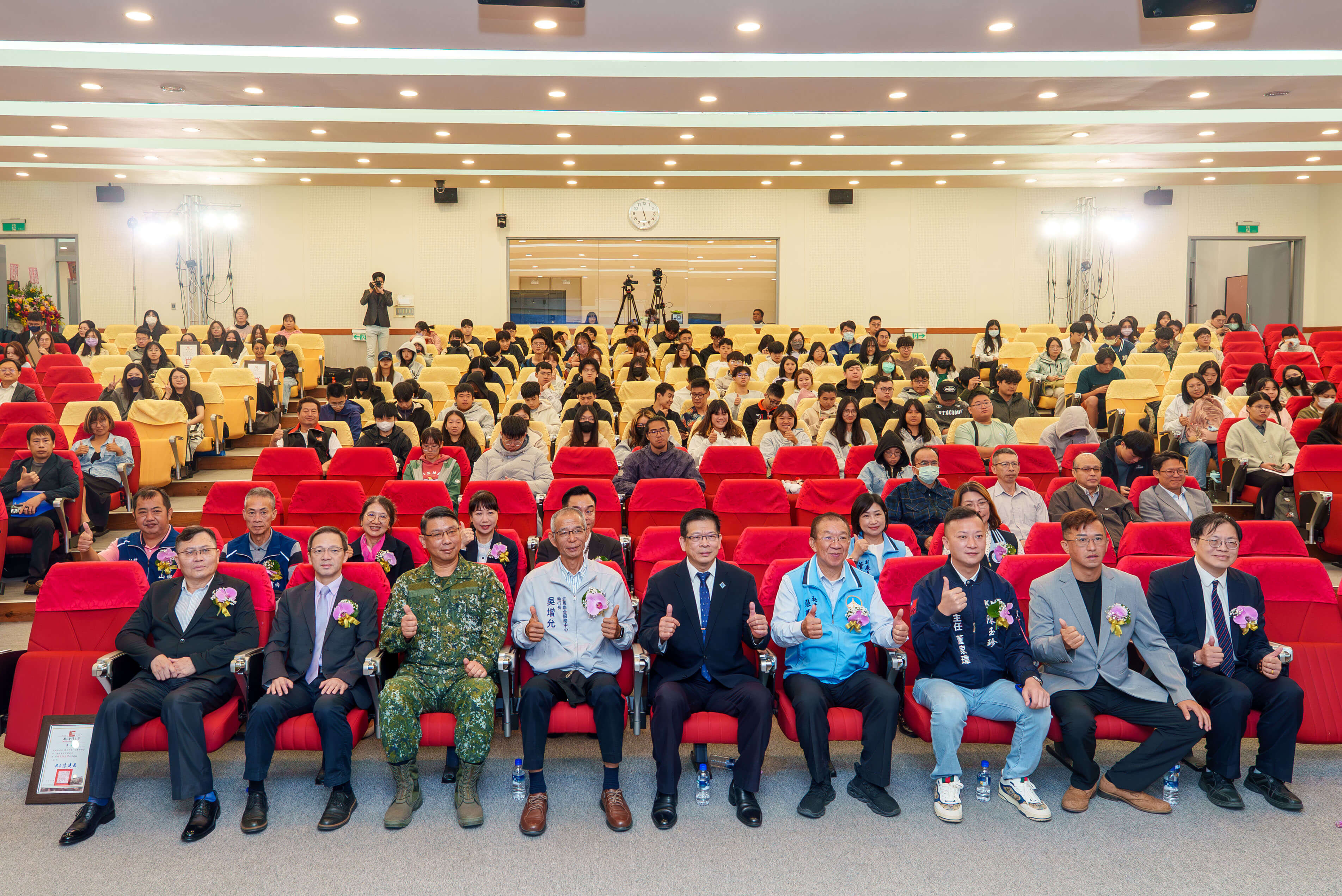 金門大學拚永續!從綠宿舍到第三人生大學 打造ESG示範校園 金門大學歡慶建校29週年,校慶典禮圓滿成功。(東森記者彭志豪攝)