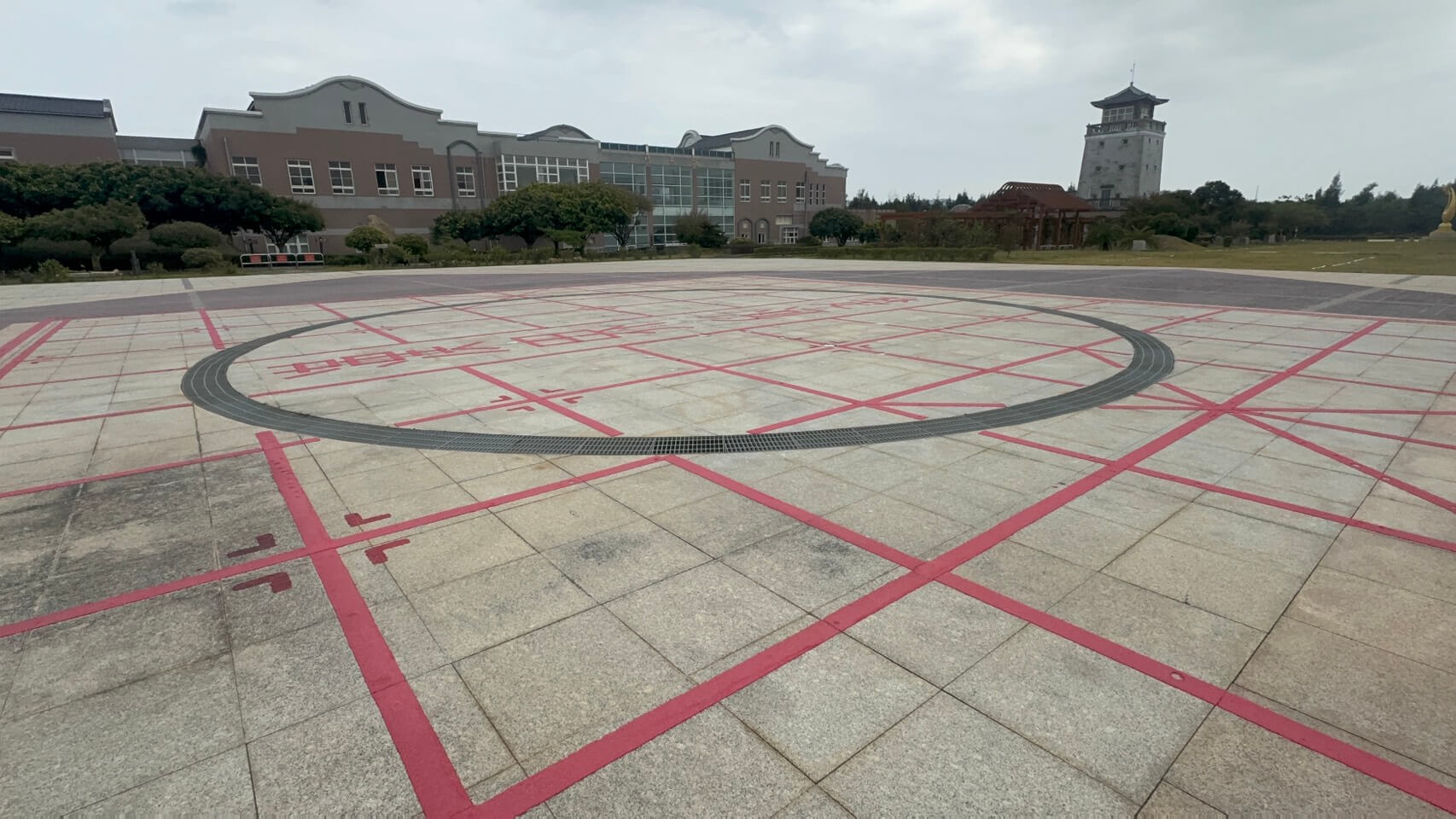 文化園區變「蚊化園區」？人潮冷清、效益不彰惹議