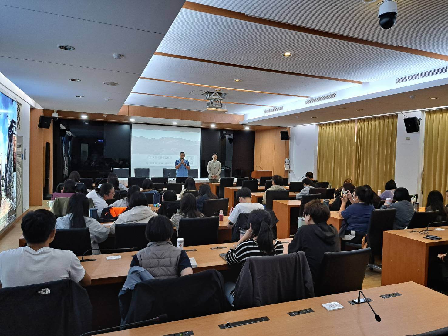 提升社工職場保障　縣府辦理勞動法規教育訓練