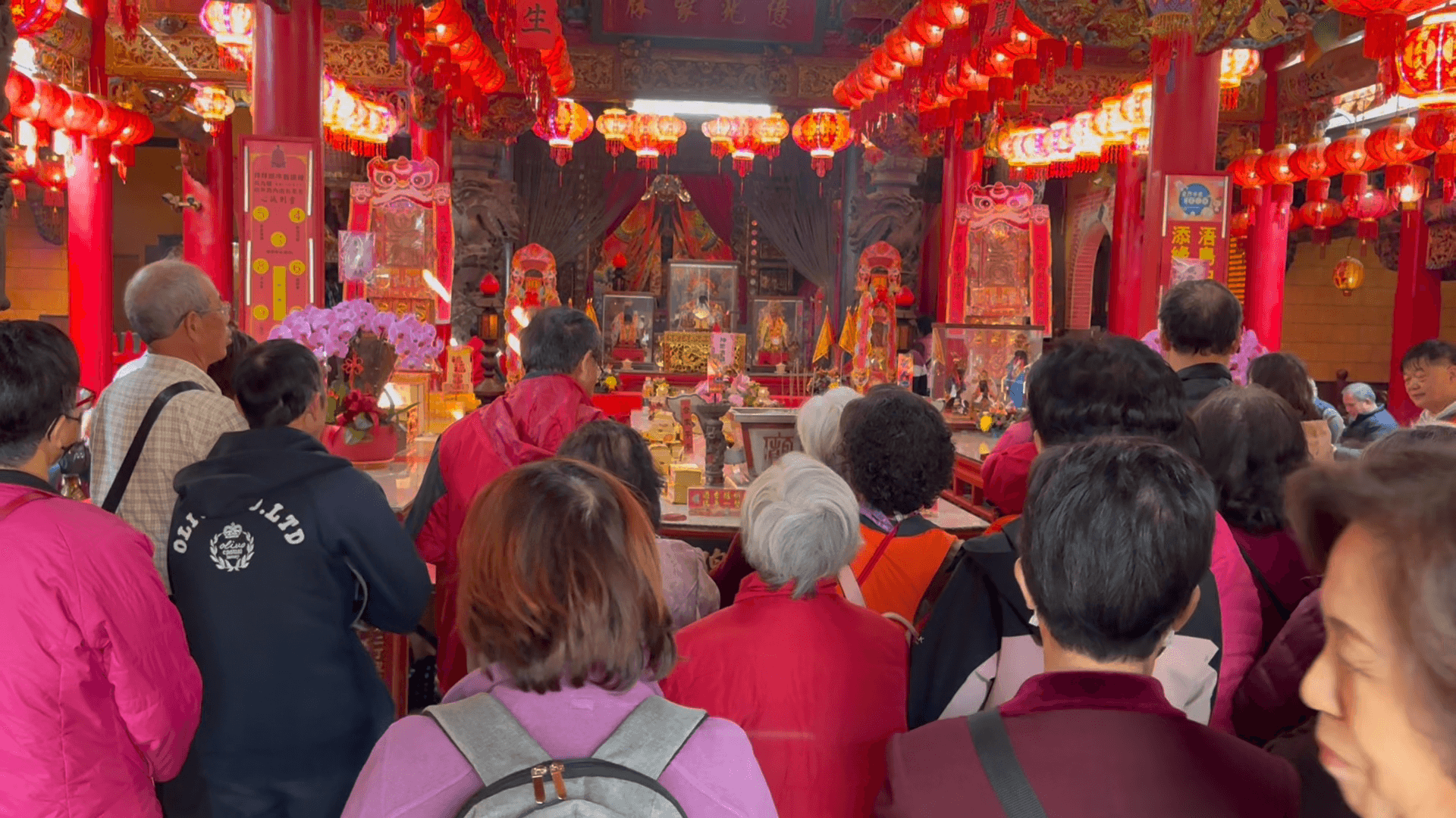 金門山外社區舉辦年末祈福進香團 凝聚社區情感祈求新年平安