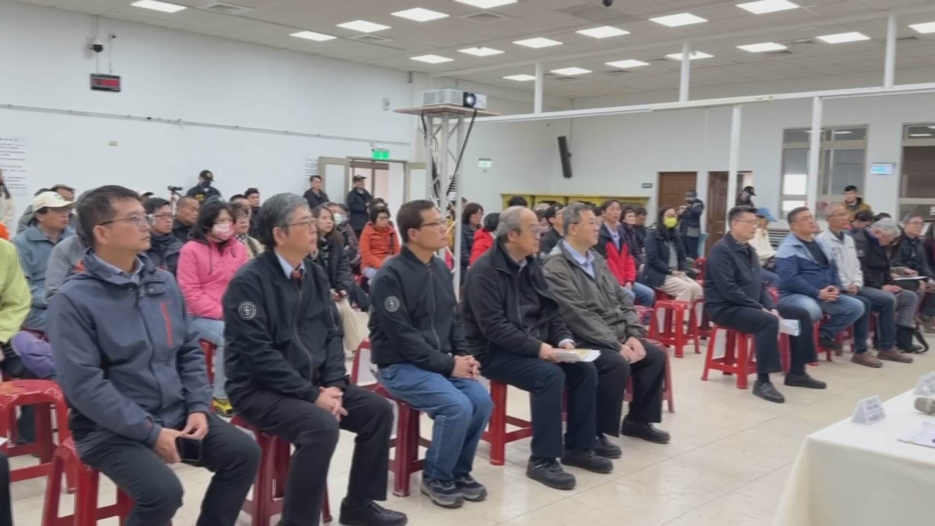 台電說明塔山電廠新設11、12號機計畫 舉辦環評公開會議廣納民意 台電說明塔山電廠新設11、12號機計畫 舉辦環評公開會議廣納民意