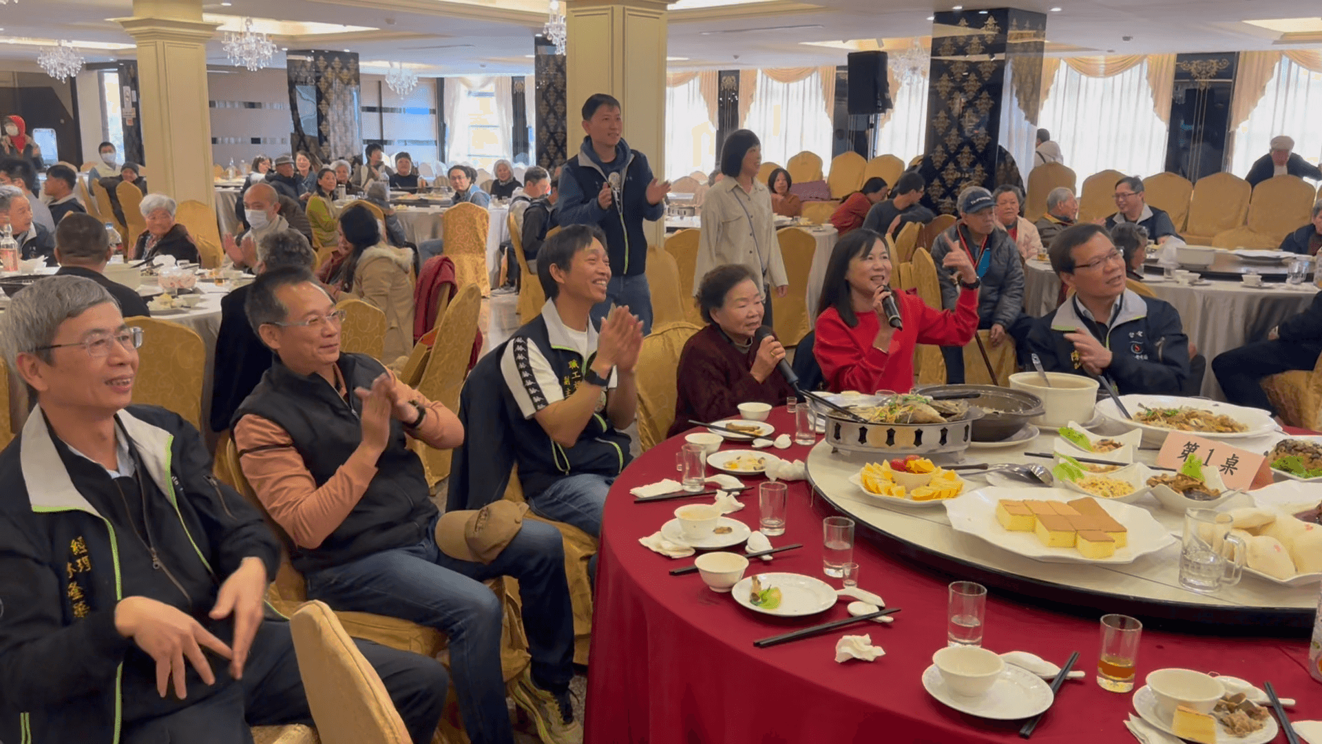 台電塔山發電廠辦銀髮圍爐　關懷社區長者迎新春