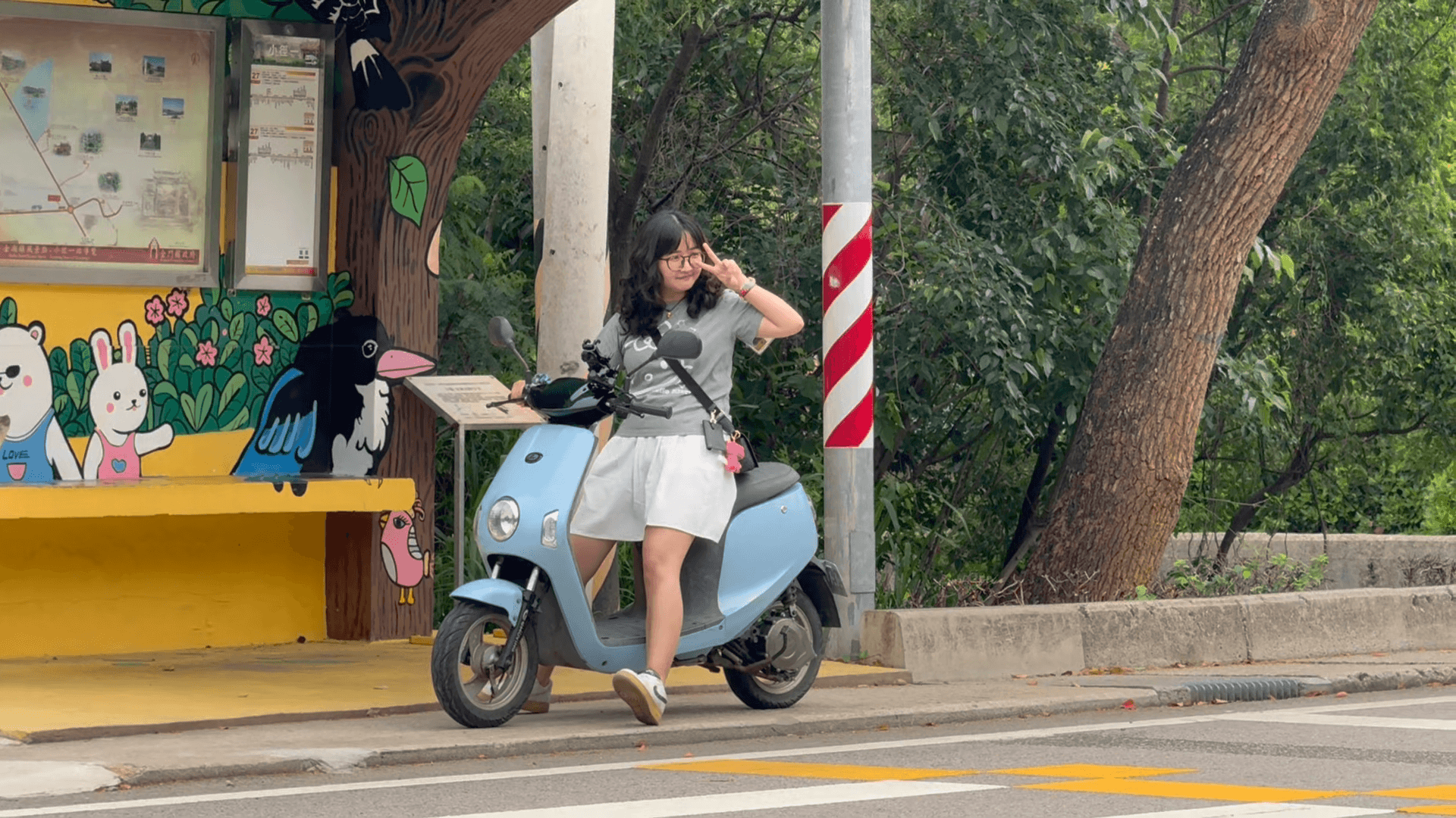 陸客熱拍打卡點　小徑公車亭成金門新興網紅景點