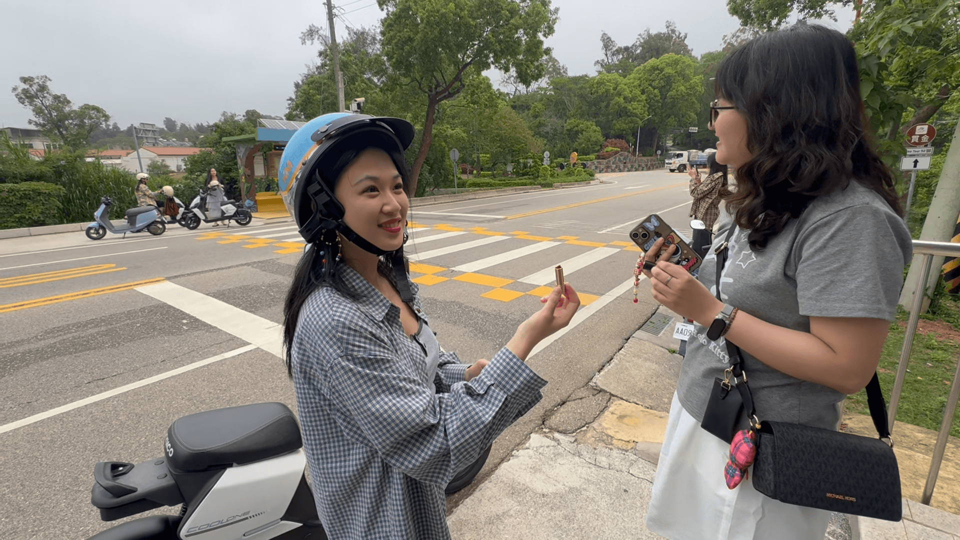 陸客遊金門夯　微電車東半島續航問題浮現