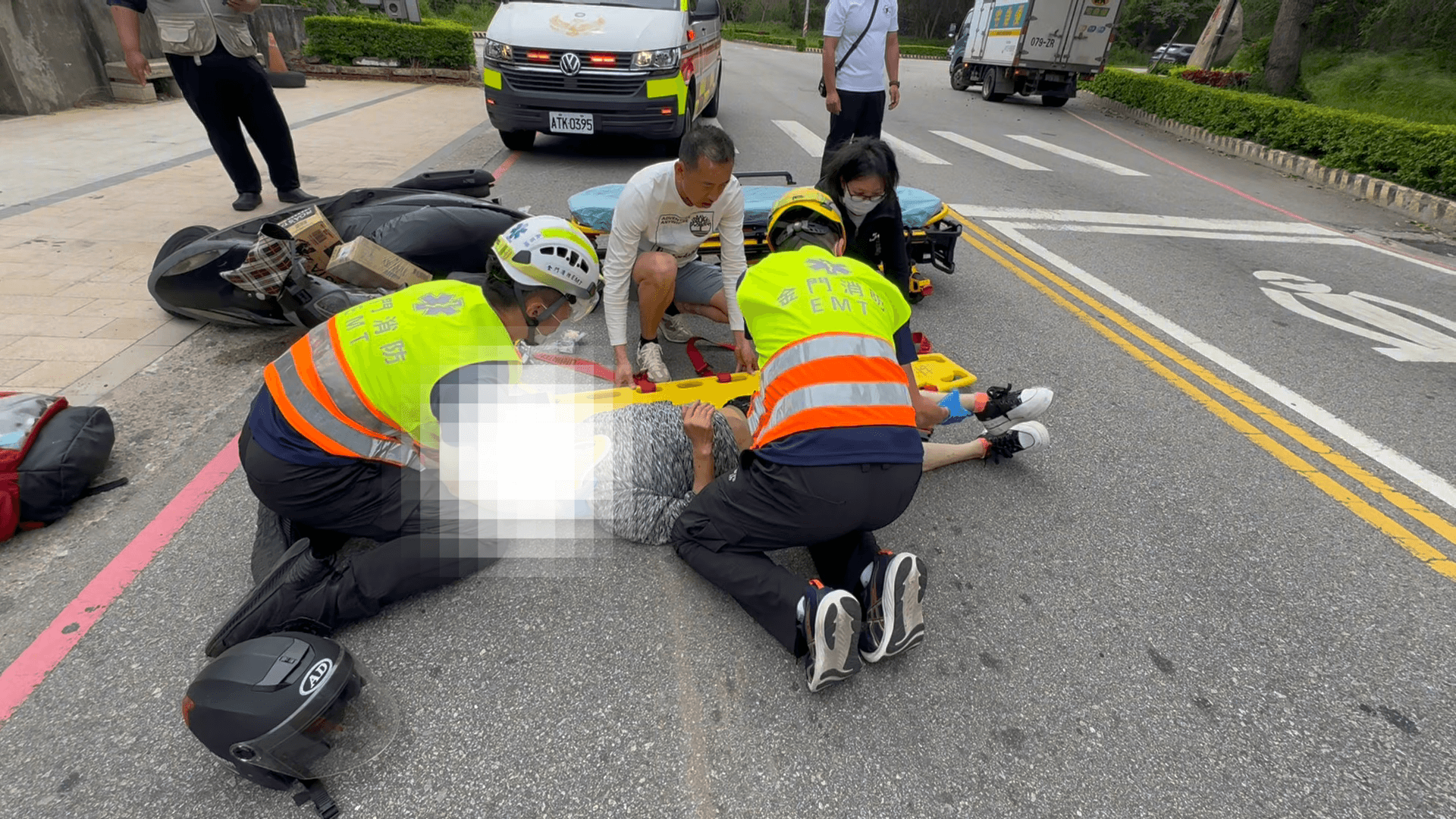 行車未保持距離 金湖車禍騎士擦挫傷 行車未保持距離 金湖車禍騎士擦挫傷