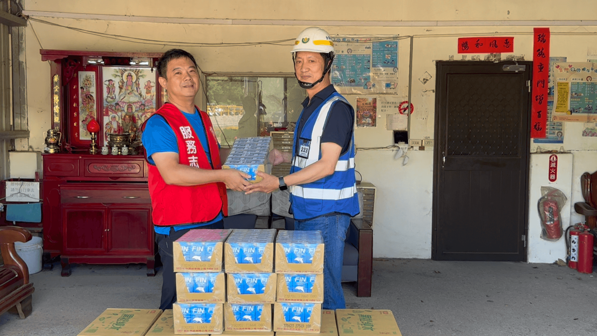 名城有線電視慰勞清潔隊送暖打氣 名城有線電視慰勞清潔隊送暖打氣