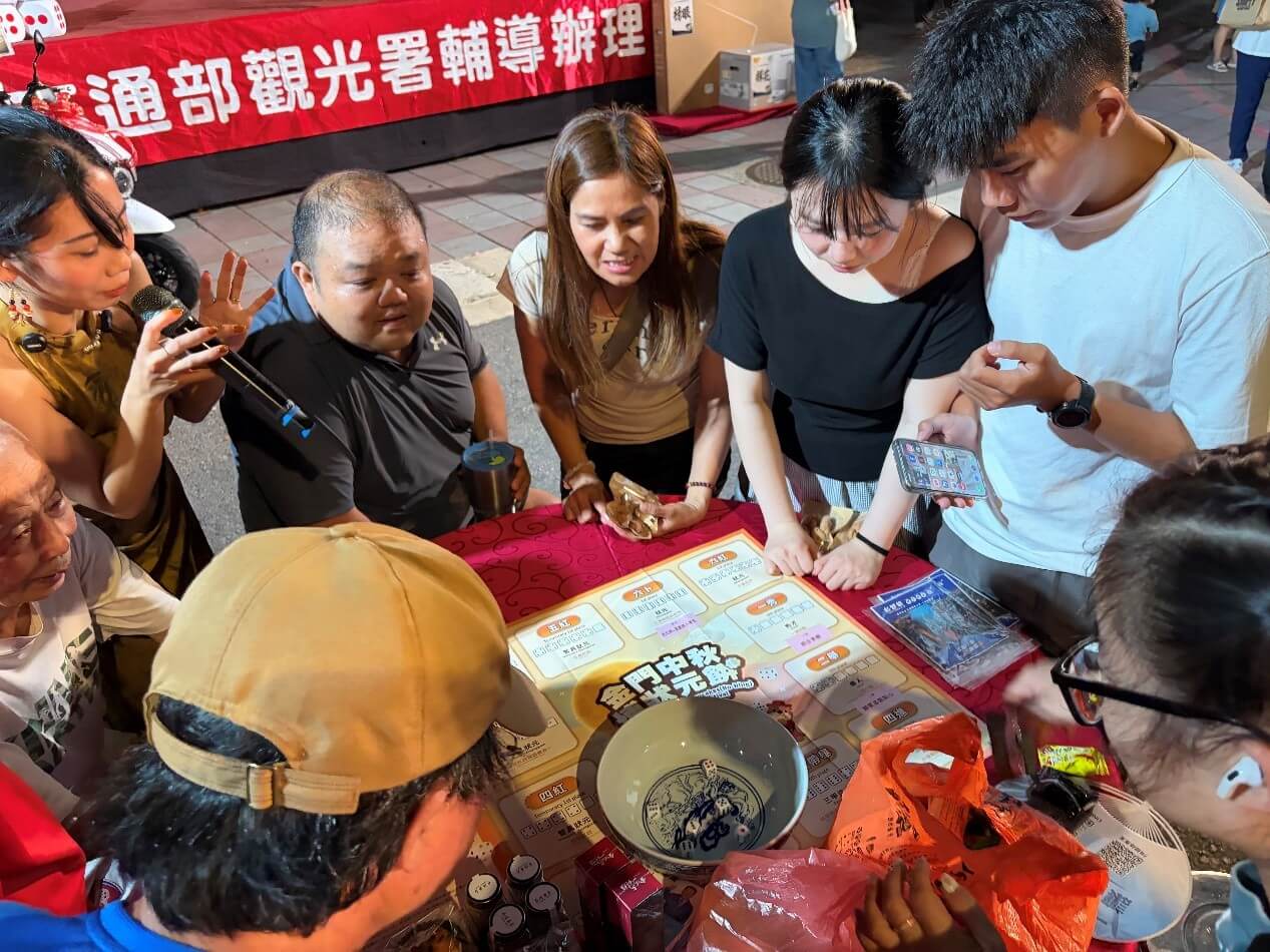 博餅募集4356張發票　捐贈家扶送暖
