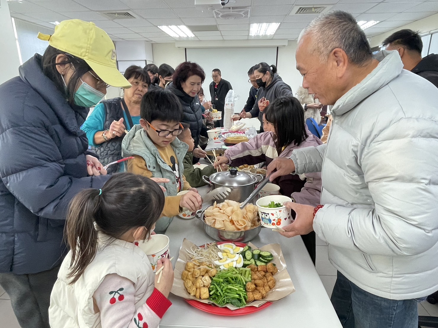 移民署金門縣服務站邀新住民體驗印尼傳統文化